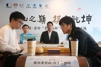 粉丝文化与电竞圈：英雄联盟战队观众助威的多元加油方式解析